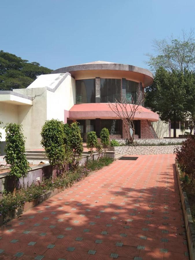 Kstdc Hotel Mayura Pavithra Yediyur Kunigal Buitenkant foto